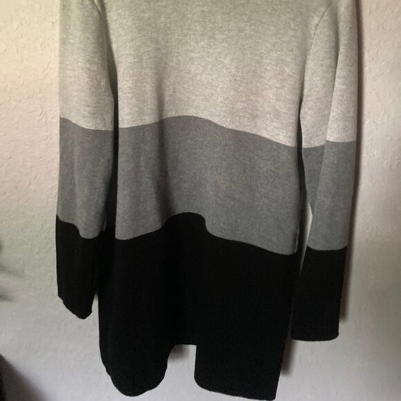 Cyrus ColorBlock Cardigan (L) - Picture 6 of 6